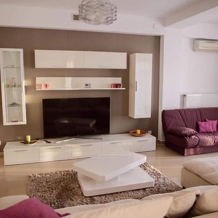 Sadara Sea Breeze Apartment Năvodari Екстериор снимка