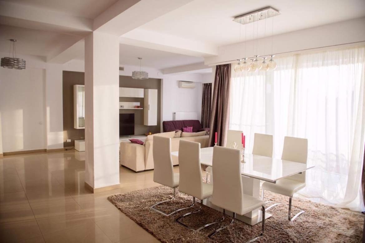 Sadara Sea Breeze Apartment Năvodari Екстериор снимка