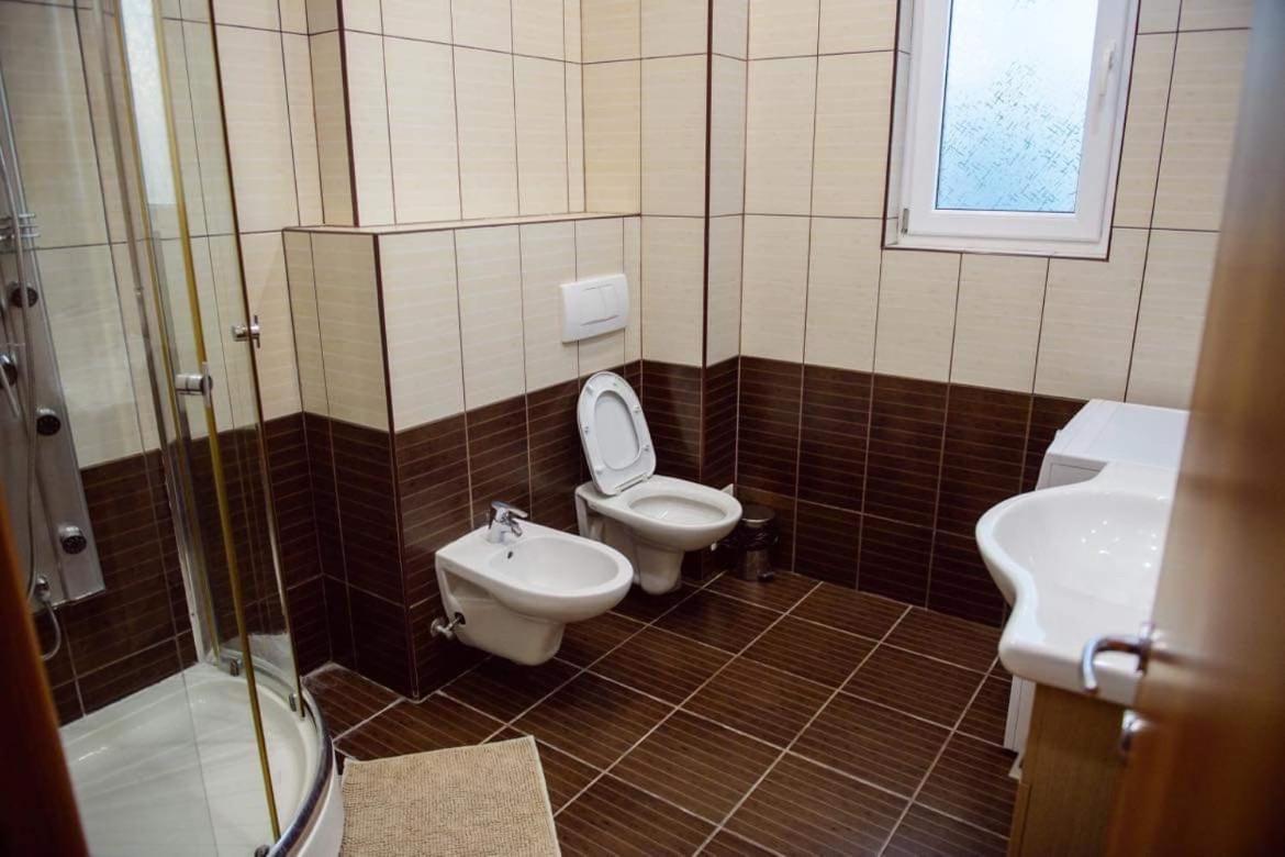 Sadara Sea Breeze Apartment Năvodari Екстериор снимка