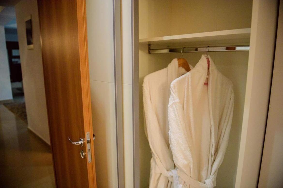 Sadara Sea Breeze Apartment Năvodari Екстериор снимка